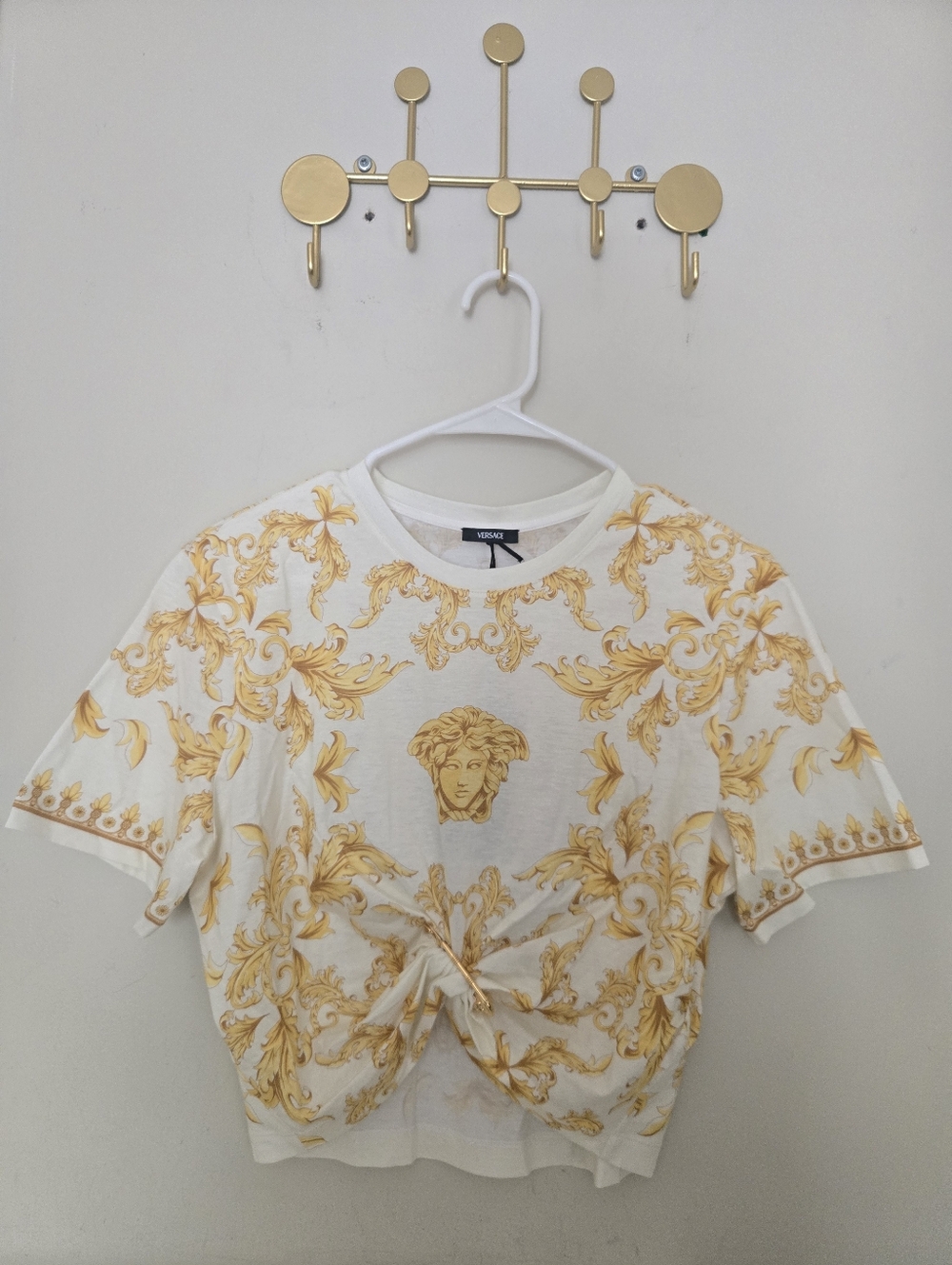 NWT Versace Baroque Print Medusa Safety Pin Cropped Top Size 44 IT 8 US